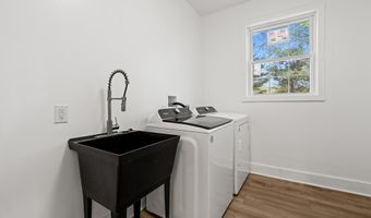185 Flint Rock Rd, Alton, VA 24520