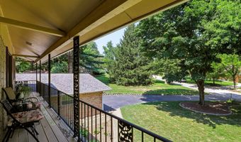 8852 Ridge Hill Dr, Indianapolis, IN 46217