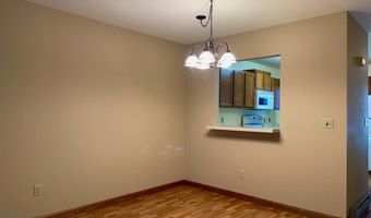 65 SPENCER VILLAGE Ct 14, Appleton, WI 54914