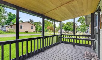 600 Shelton Ave, Ava, MO 65608