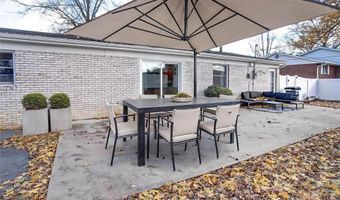 4404 Briarcliff Dr, Alton, IL 62002