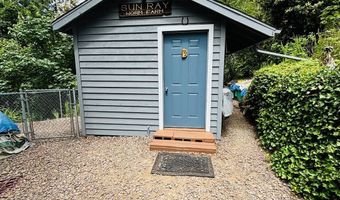 17166 MOUNTAIN Dr, Brookings, OR 97415