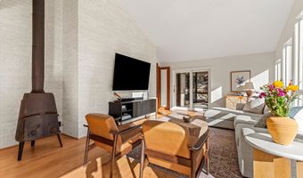 3936 Holden Dr, Ann Arbor, MI 48103