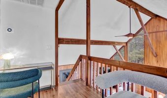 167 Valley View Dr, Albrightsville, PA 18210