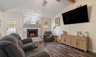 603 J St, Barling, AR 72923