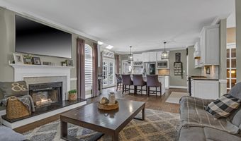 6 Surle Ct, Bayville, NJ 08721
