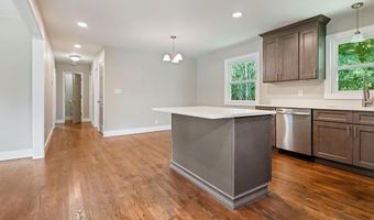 762 Austin Bottom Rd, Baxter, TN 38544