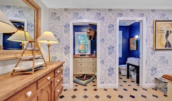 6907 BRADLEY Blvd, Bethesda, MD 20817