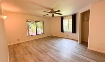 200 Watts Ln, Big Sandy, TN 38221
