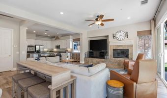 26112 Crescendo Dr, Escondido, CA 92026