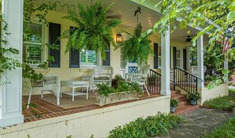 461 Circle Dr, Abingdon, VA 24210
