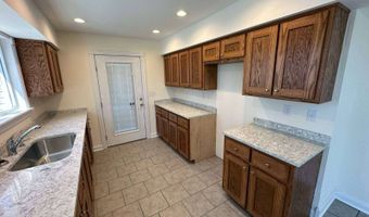 251 S Taxiway Dr, Albany, KY 42602