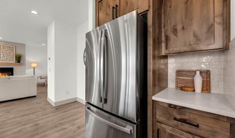 818 SE 35TH St, Battle Ground, WA 98604