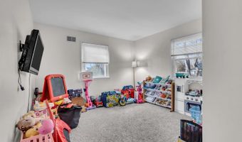 228 Elizabeth Ave, Bayville, NJ 08721