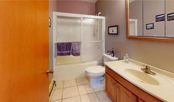 2418 W Main St, Albert Lea, MN 56007