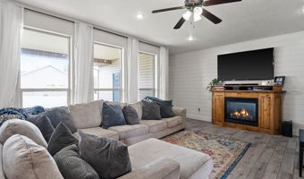 607 Nathan Ln, Chubbuck, ID 83202