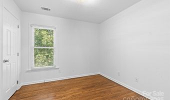 2016 Sablewood Dr, Charlotte, NC 28205