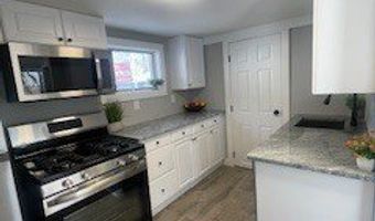 1 Hickory St, Bristol, CT 06010