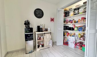 1711 Live Oak Pl, Carlsbad, NM 88220