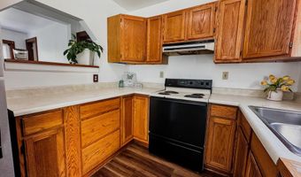 935 Gage St, Bennington, VT 05201