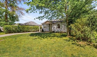 804 NW B St, Bentonville, AR 72712