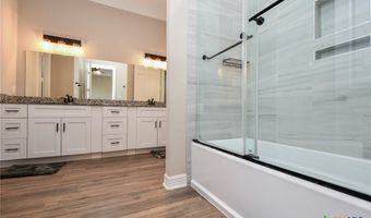 1093 Sunderman Rd, Alleyton, TX 78935