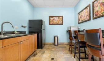 430 Kaiolu St 505, Honolulu, HI 96815