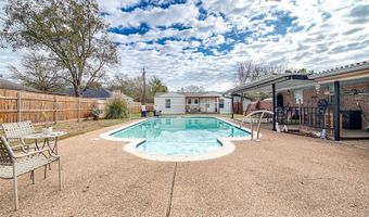 6207 Creek Crossing Rd, Alvarado, TX 76009