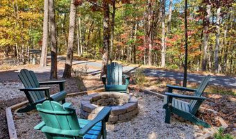 395 DELORIS Rd, Basye, VA 22810