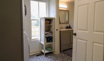 526 Academy St, Bainbridge, GA 39819