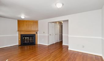 6108 JOUST Ln, Alexandria, VA 22315