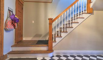 308 Quail St, Albany, NY 12208