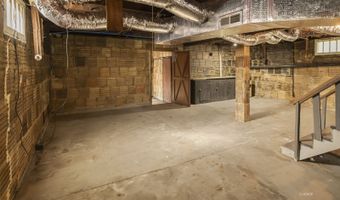 89 Second St, Athens, OH 45701