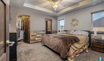 38 N 6th St, Baltic, SD 57003