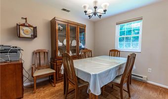 2442 Lisa Ln, Allentown, PA 18104