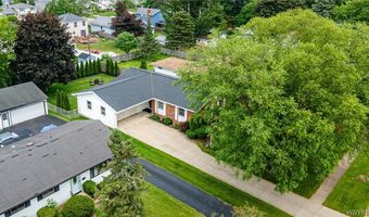 52 Bucyrus Dr, Amherst, NY 14228