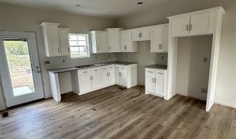 1918 Pleasant Ridge Church Rd, Adolphus, KY 42164