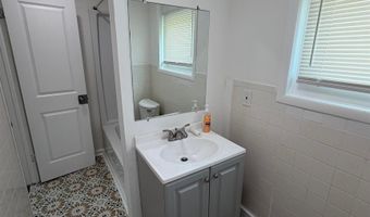 24 N Vermont Ave, Atlantic City, NJ 08401