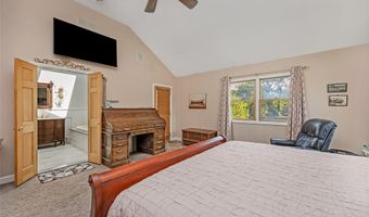 142 Cedar St, Amityville, NY 11701