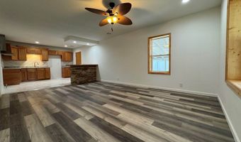 210 E Quincy Ave, Arkansas City, KS 67005