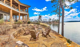114 Sailors Pt, Alexander City, AL 35010
