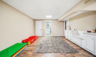 2013 Deerfield Dr, Ashtabula, OH 44004