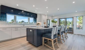 641 Bayview Dr, Aptos, CA 95003