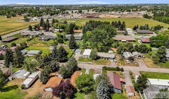 135 Parker Ave, Blackfoot, ID 83221