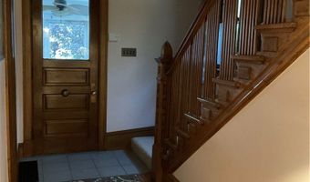 1926 Walnut Blvd, Ashtabula, OH 44004