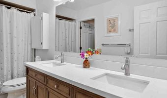 19 Sugar Maple Trl, Madison, WI 53717