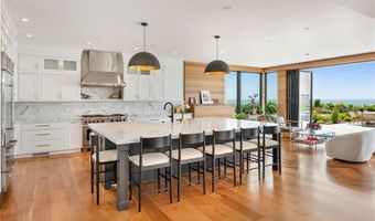 511 Ocean Ave, Newport, RI 02840