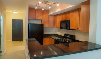 851 N GLEBE Rd 510, Arlington, VA 22203