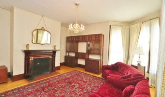 2 W Broadway, Bangor, ME 04401