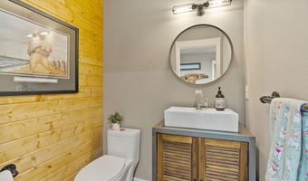 3192 NW Golf View Dr, Bend, OR 97703